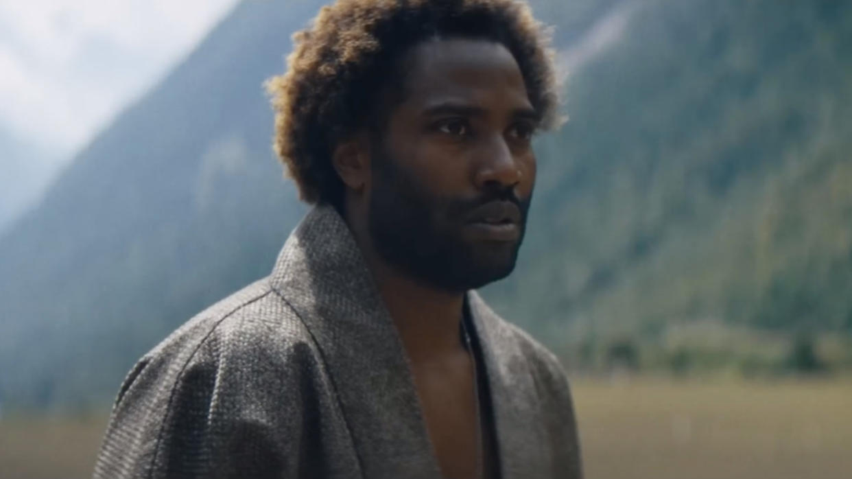  John David Washington in The Creator. 