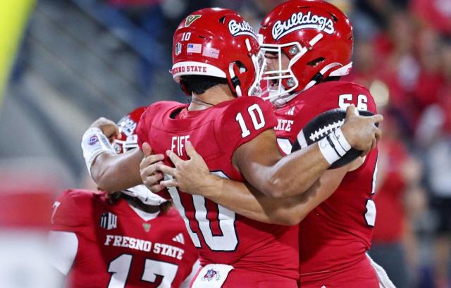 Fresno State to honor baseball icons, retiring jerseys of Aaron