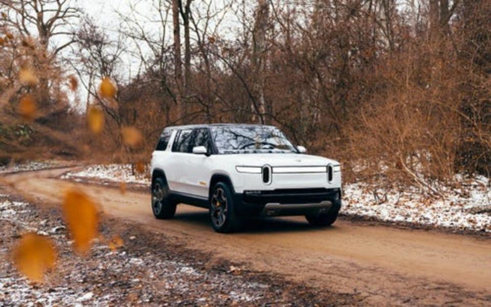 Die Auslieferung des Rivian R1S wurde auf Herbst verschoben.