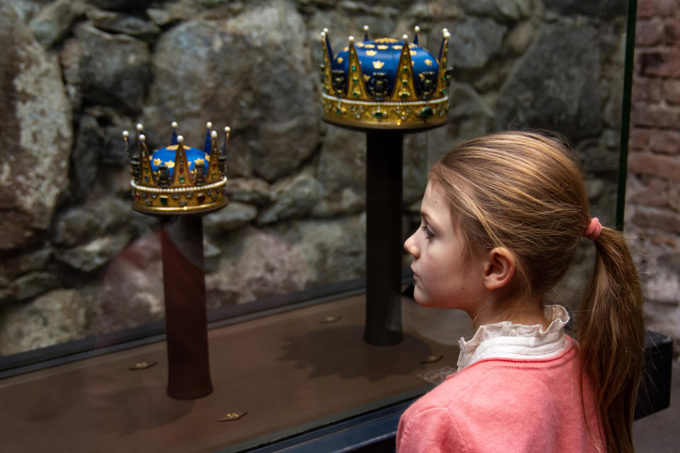 Sweden's Princess Estelle Views Crowns with Princess Victoria