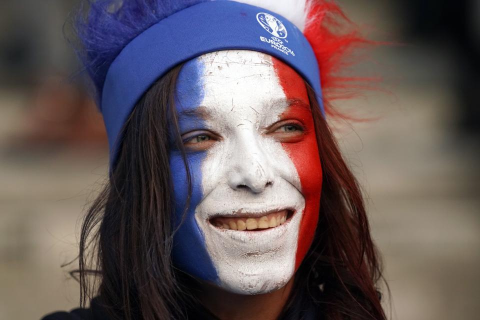 A French supporter poses ahead of the France 2019 Women's World Cup Group A football match between France and South Korea, on June 7, 2019, at the Parc des Princes stadium, in Paris. (Photo by Lionel BONAVENTURE / AFP) (Photo credit should read LIONEL BONAVENTURE/AFP/Getty Images)
