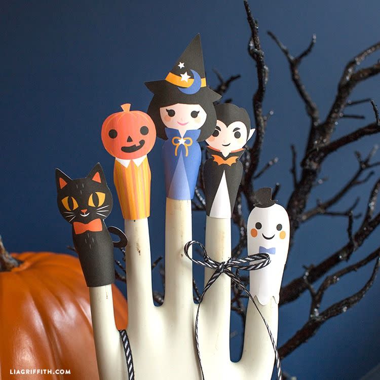 Halloween Paper Finger Puppets