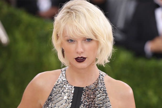 618px x 412px - Taylor Swift Prevails in Butt-Groping Case as Judge Tosses DJ's Claims  Against Her