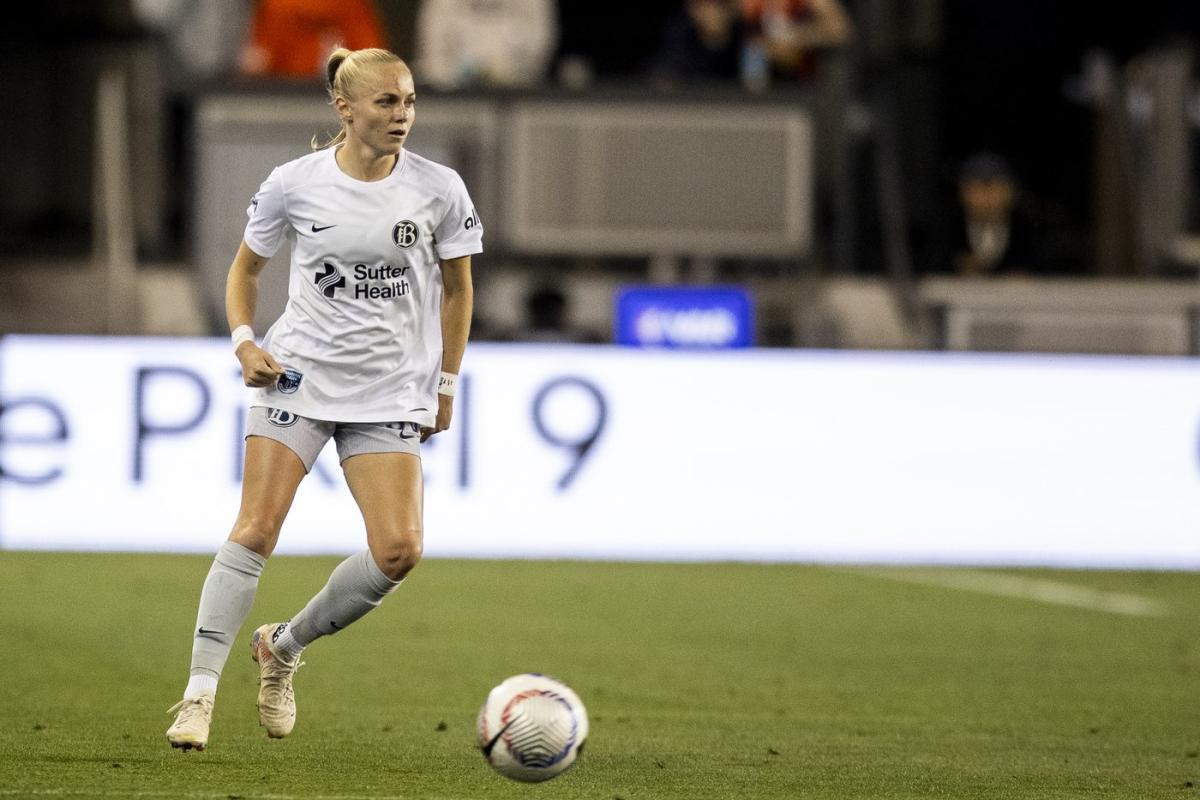 Leicy Santos scores last-minute goal to give Spirit a 2-1 win over Thorns in NWSL