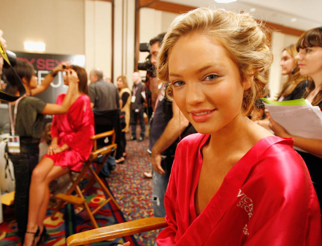 candice swanepoel victorias secret fashion show backstage