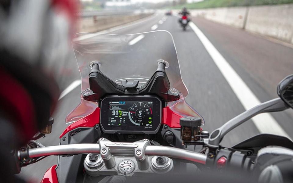 Ducati_Multistrada V4 S - rider's view