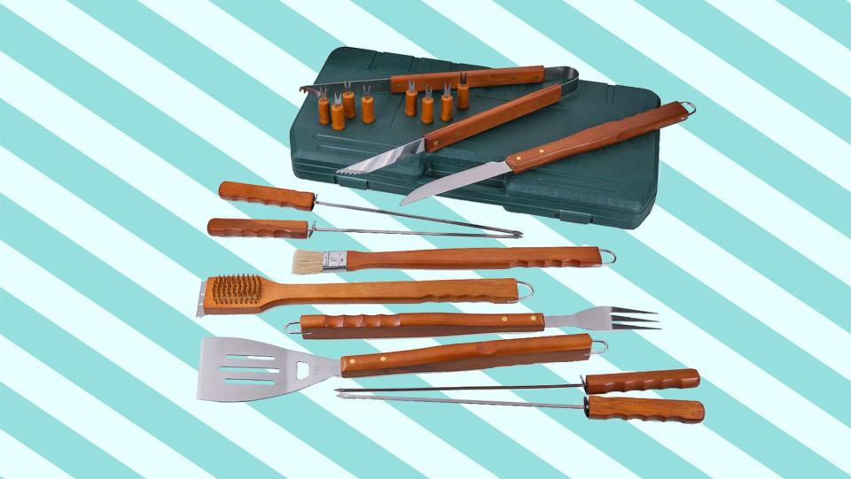 This set makes a great gift for grill lovers too, says David.