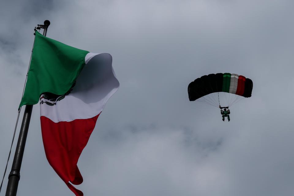 Desfile militar por la Independencia de México