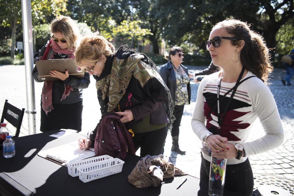 Barbara Rath and Bethany Bultman sign up to be interviewed.