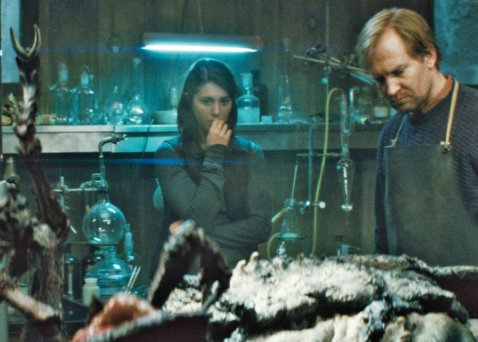 THE THING 2011 Strike Entertainment film with Mary Elizabeth Winstead and Ulrich Thomsen