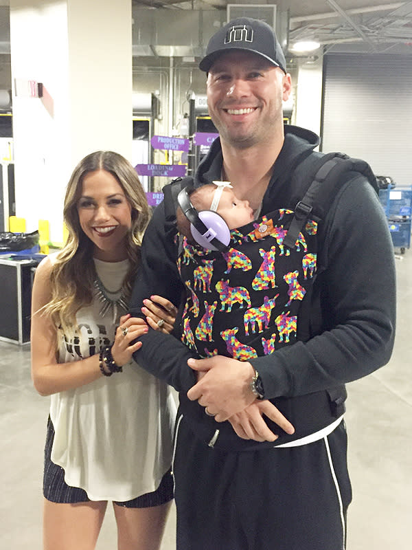 Jana Kramer Separates from Husband Mike Caussin as He Enters Rehab| Breakups, Country, Jana Kramer