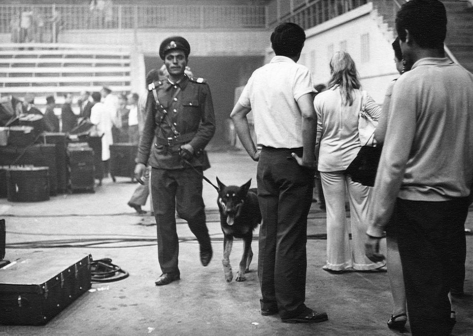 Romanian guard with dog at BS&T concert in Bucharest