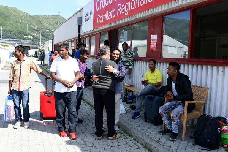 Some 400 migrants currently stay a Red Cross camp outside Ventimiglia