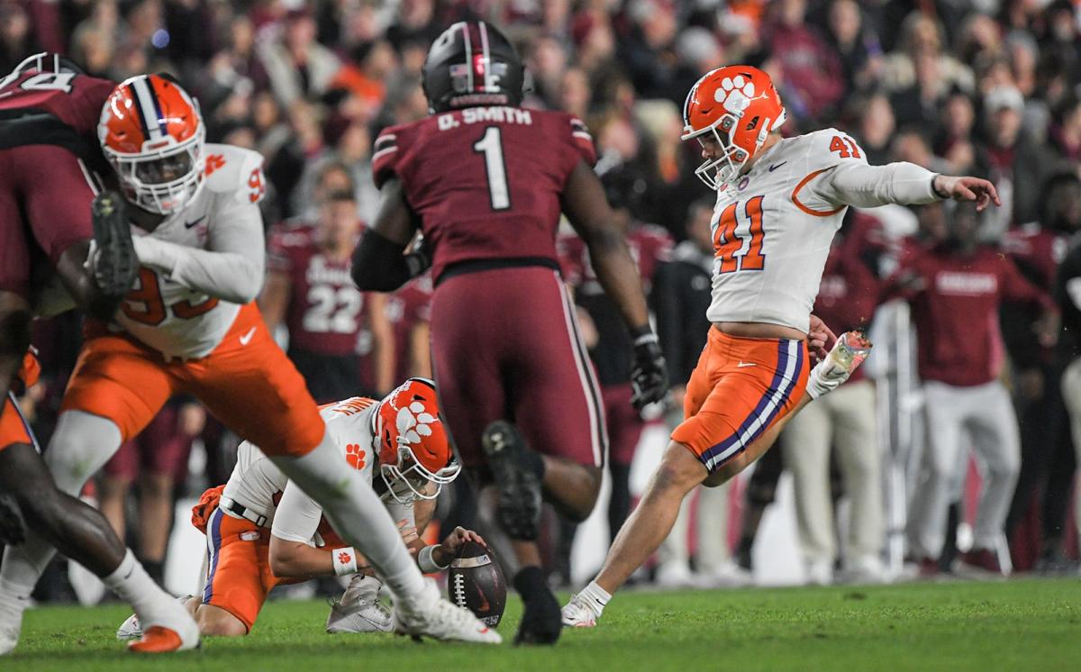 Clemson football kicker Jonathan Weitz's perfect game vs. South