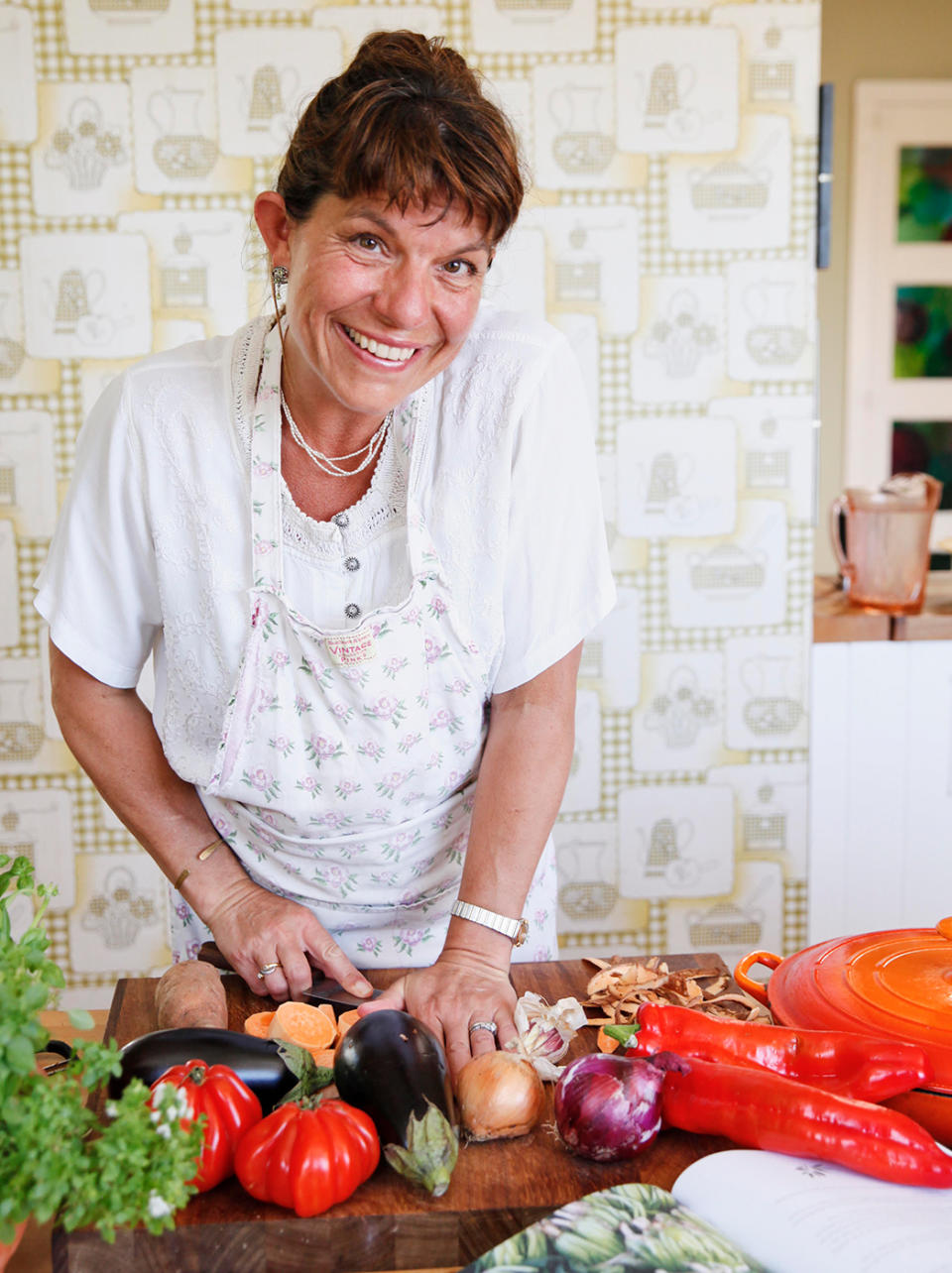 Charlotte Hastings from Therapy Kitchen believes cooking therapy is so good for couples as they they can physically experience their impact on one another, as opposed to talk therapy, which is more abstract