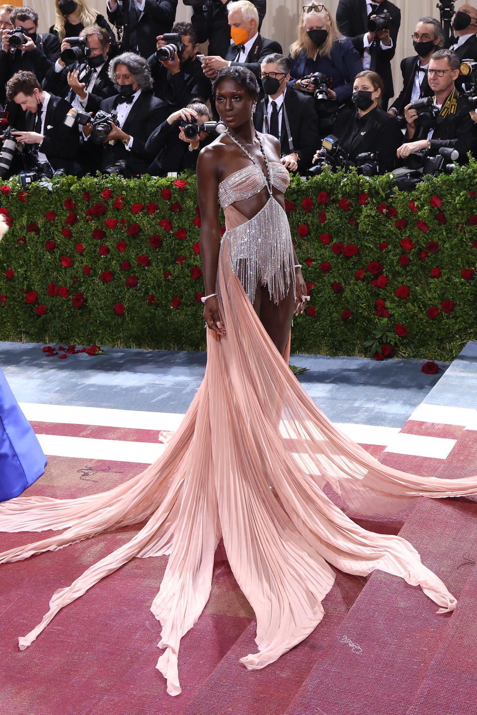 Jodie Turner-Smith Met Gala red carpet 