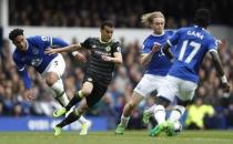 Britain Football Soccer - Everton v Chelsea - Premier League - Goodison Park - 30/4/17 Chelsea's Pedro in action with Everton's Ashley Williams and Tom Davies Action Images via Reuters / Carl Recine Livepic