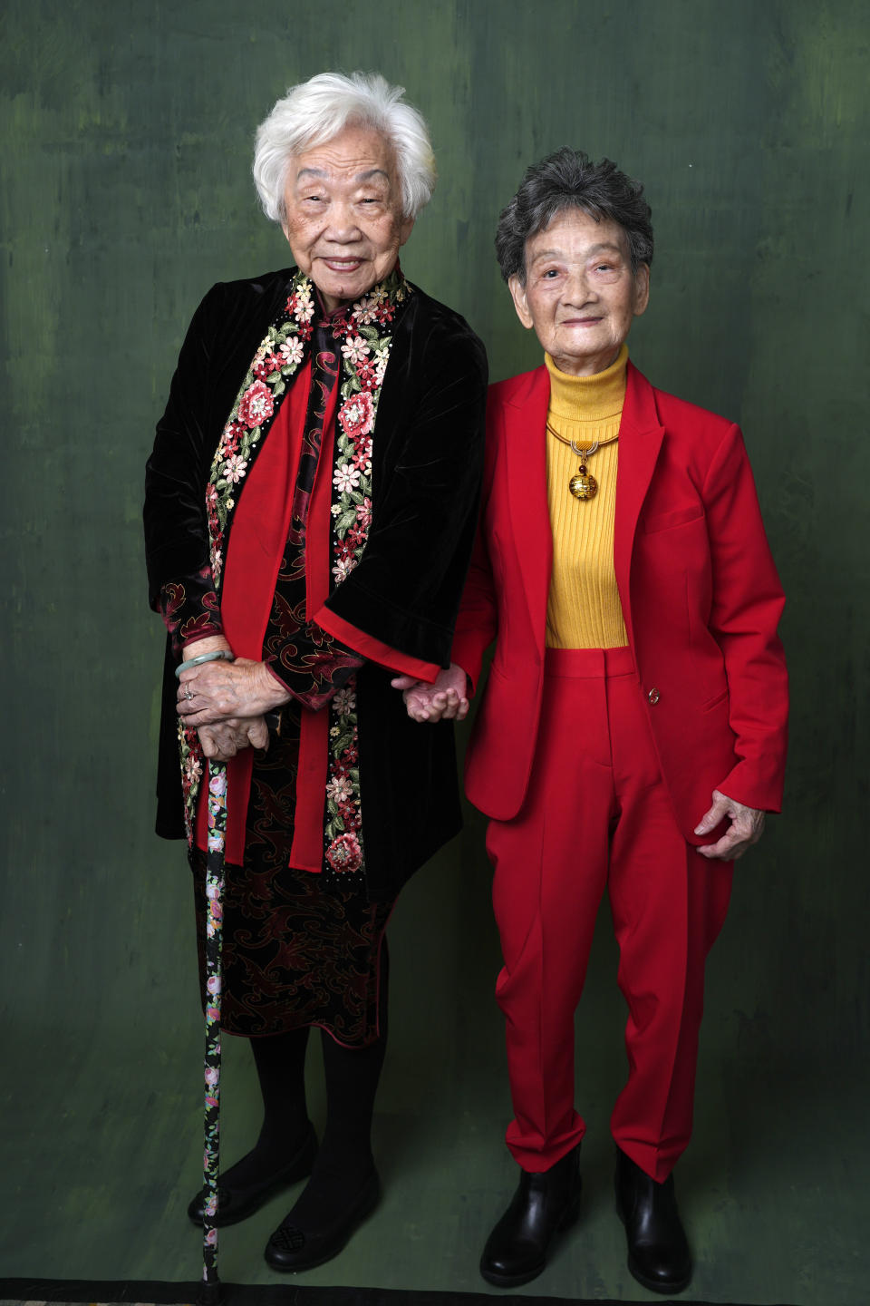 Yi Yan Fuei, left, and Zhang Li Hua pose for a portrait during the 96th Academy Awards Oscar nominees luncheon on Monday, Feb. 12, 2024, at the Beverly Hilton Hotel in Beverly Hills, Calif. (AP Photo/Chris Pizzello)