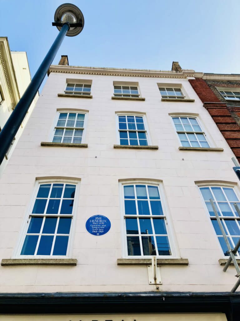 Handel and Hendrix’s London museum plaque – Zoey Goto
