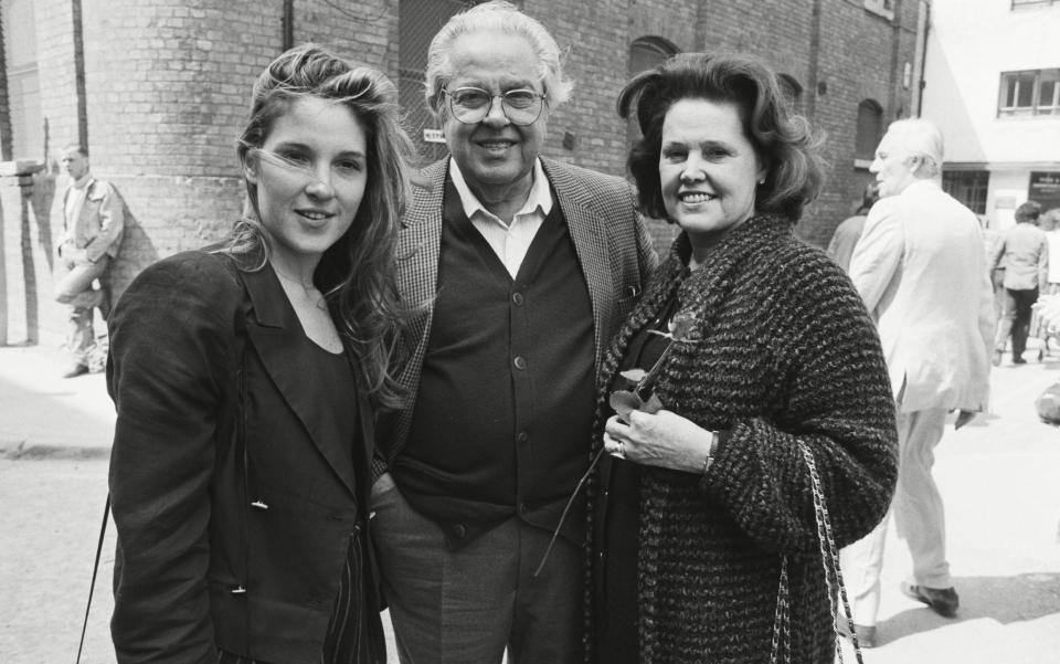 Barbara Broccoli with her father Cubby and her mother Dana, in 1989 - Alan Davidson/Shutterstock