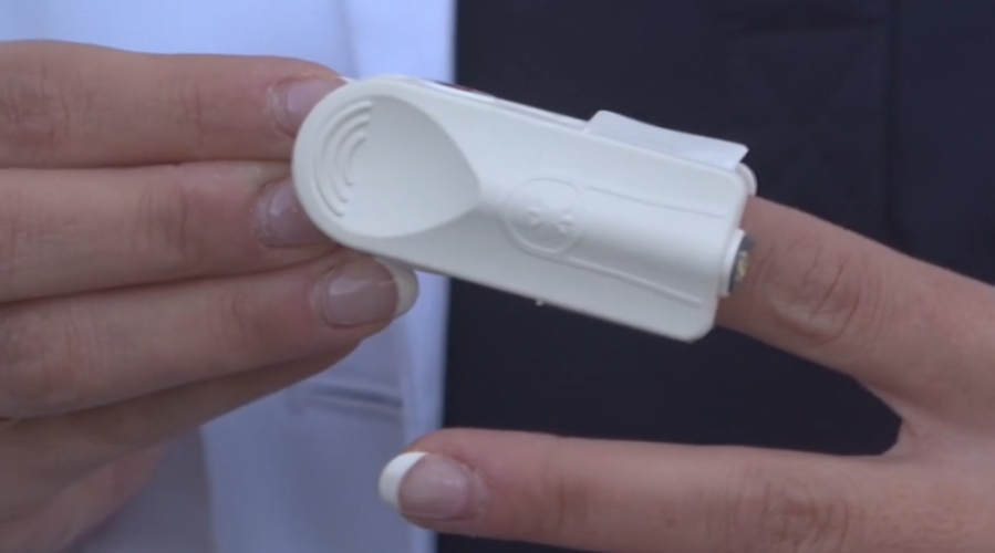 This medical device tells you when you need to go to the hospital 