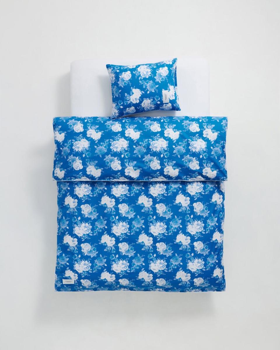 <p><a href="https://magniberg.com/products/duvet-covers-jonathan-saunders-poplin-blue-peony" rel="nofollow noopener" target="_blank" data-ylk="slk:Shop Now;elm:context_link;itc:0;sec:content-canvas" class="link ">Shop Now</a></p><p>Sweet Duvet Cover Blue Peony </p><p>magniberg.com</p><p>€176.00</p>