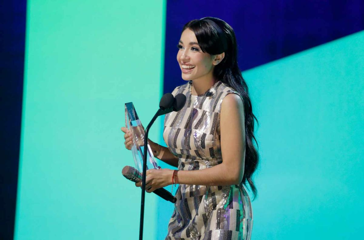 María Becerra es reconocida con el premio Visionaria en Billboard Mujeres  Latinas en la Música 2023