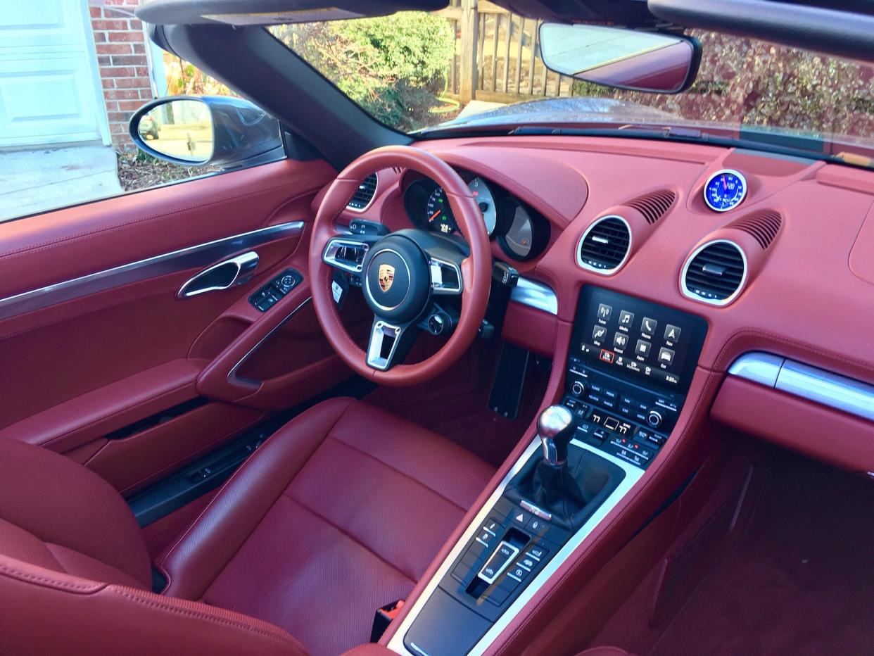 Porsche 718 Boxster S interior