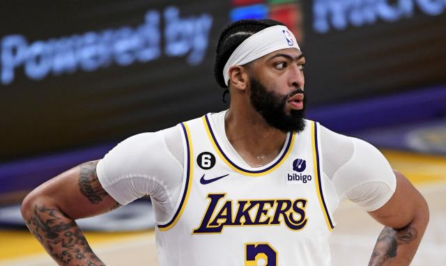 Lakers' Anthony Davis on what position he plays: 'I'm a big man