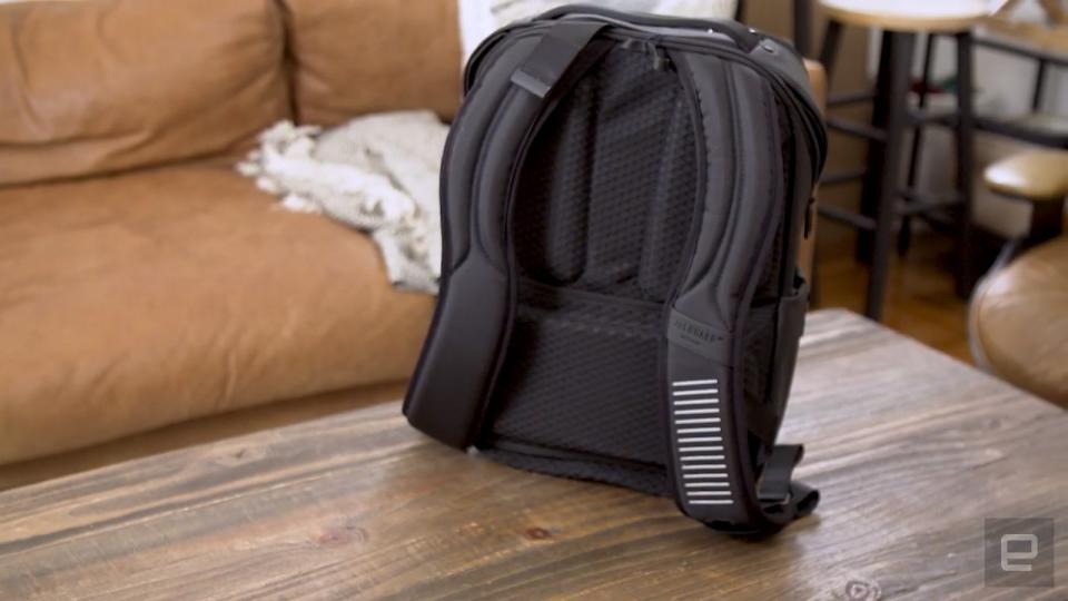 Samsonite Konnect-i smart backpack with Google Jacquard hands-on