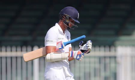 Cricket - Pakistan v England - Third Test - Sharjah Cricket Stadium, United Arab Emirates - 5/11/15 England's Stuart Broad looks dejected after being dismissed Action Images via Reuters / Jason O'Brien Livepic