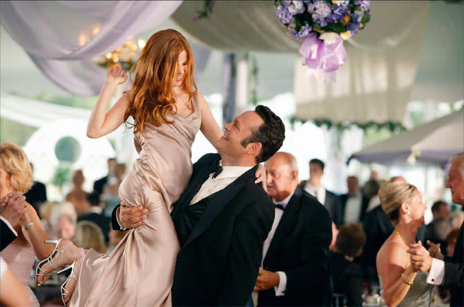 ‘Wedding crashers’: 114.334$ en 2005. No sabemos a cuál de todas las bodas se refiere el análisis, pero sospechamos que se trata de la de Vince Vaughn e Isla Fisher. Lujosa por donde se la mire y el precio lo demuestra. (©New Line)