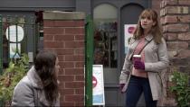 <p>Maria urges Faye to report Ray to the police before Gary gets to him.</p>