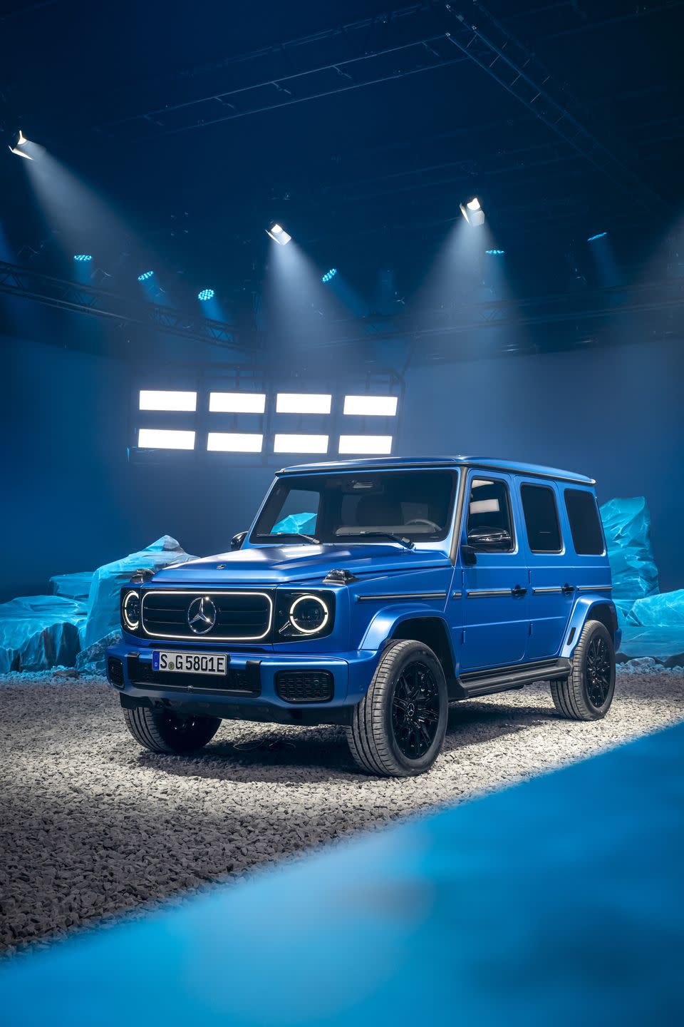 mercedes benz g 580 with eq technology press images