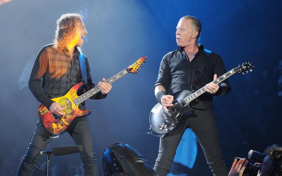 Metallica on the Pyramid Stage in 2014 - Geoff Pugh 