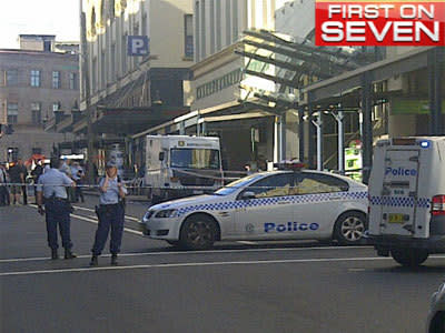 <p>Robbery on armoured van at Broadway</p>