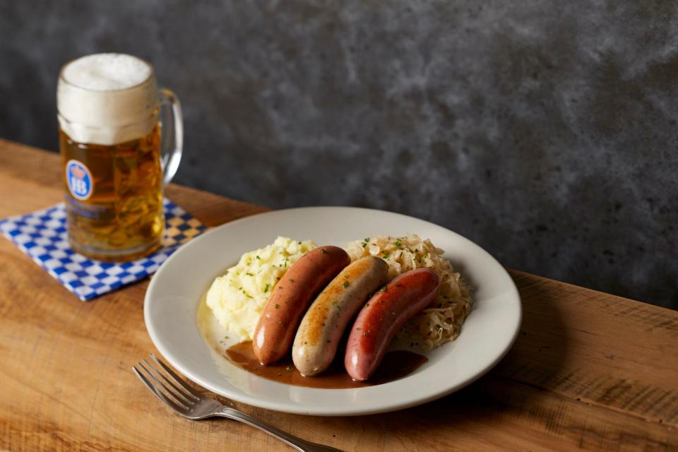 Hofbrauhaus Newport's wurstplatte sausage sampler.