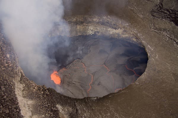 Kilauea Lava Lake Hits Record Height