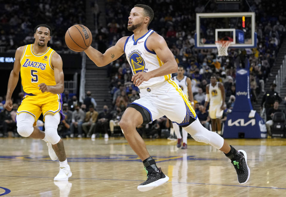 Stephen Curry of the Golden State Warriors in action during the preseason. 