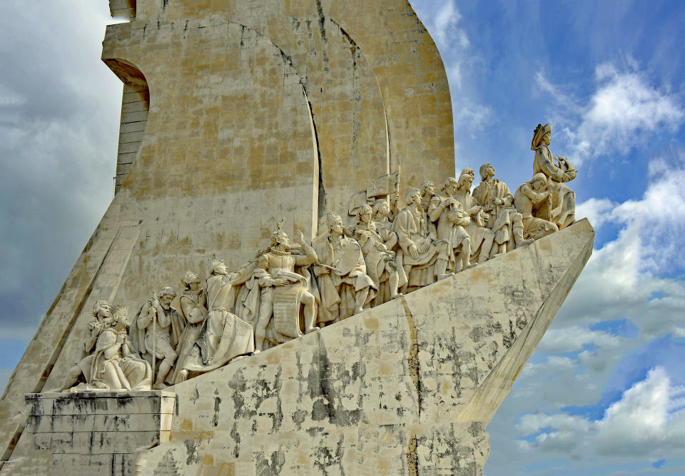 <p>Lisboa, al haberse fundado hace 3.000 años, es una de las ciudades con más historia de Europa. No hay que olvidar que por la capital de Portugal han pasado varias civilizaciones, como los romanos y los árabes. (Foto: <a rel="nofollow noopener" href="https://pixabay.com/" target="_blank" data-ylk="slk:Pixabay;elm:context_link;itc:0;sec:content-canvas" class="link ">Pixabay</a>). </p>