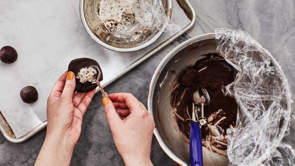 The Incredible Stuffed Cookie That Only Works If You Freeze It First