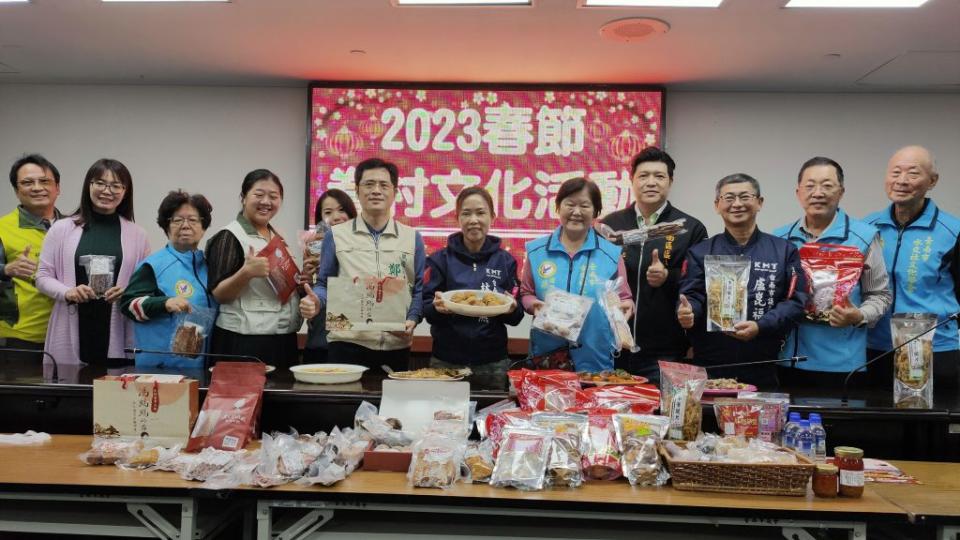 眷村文化美食活動十三日起一連三天登場，歡迎民眾前來體驗道地眷村美食。（記者林雪娟攝）