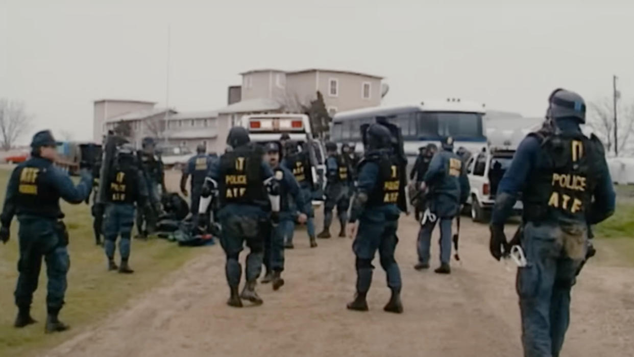  ATF Agents at the Branch Davidian compound in Waco: American Apocalypse 