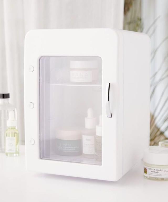 🙌 AstroAI Skincare Mini Fridge VS CROWNFUL Skincare Mini Fridge - Which  Skincare Fridge is the best? 