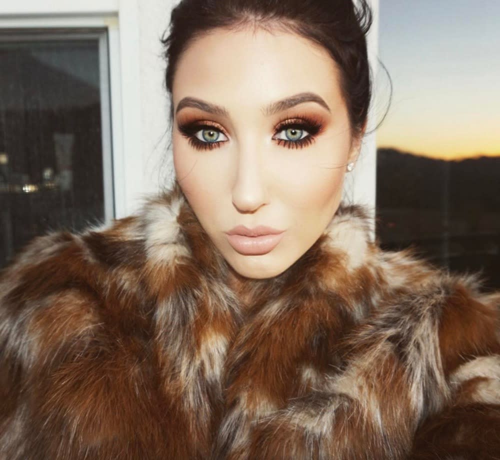 Jaclyn Hill teased swatches of her new palette with Morphe Brushes, and the  colors are dazzling