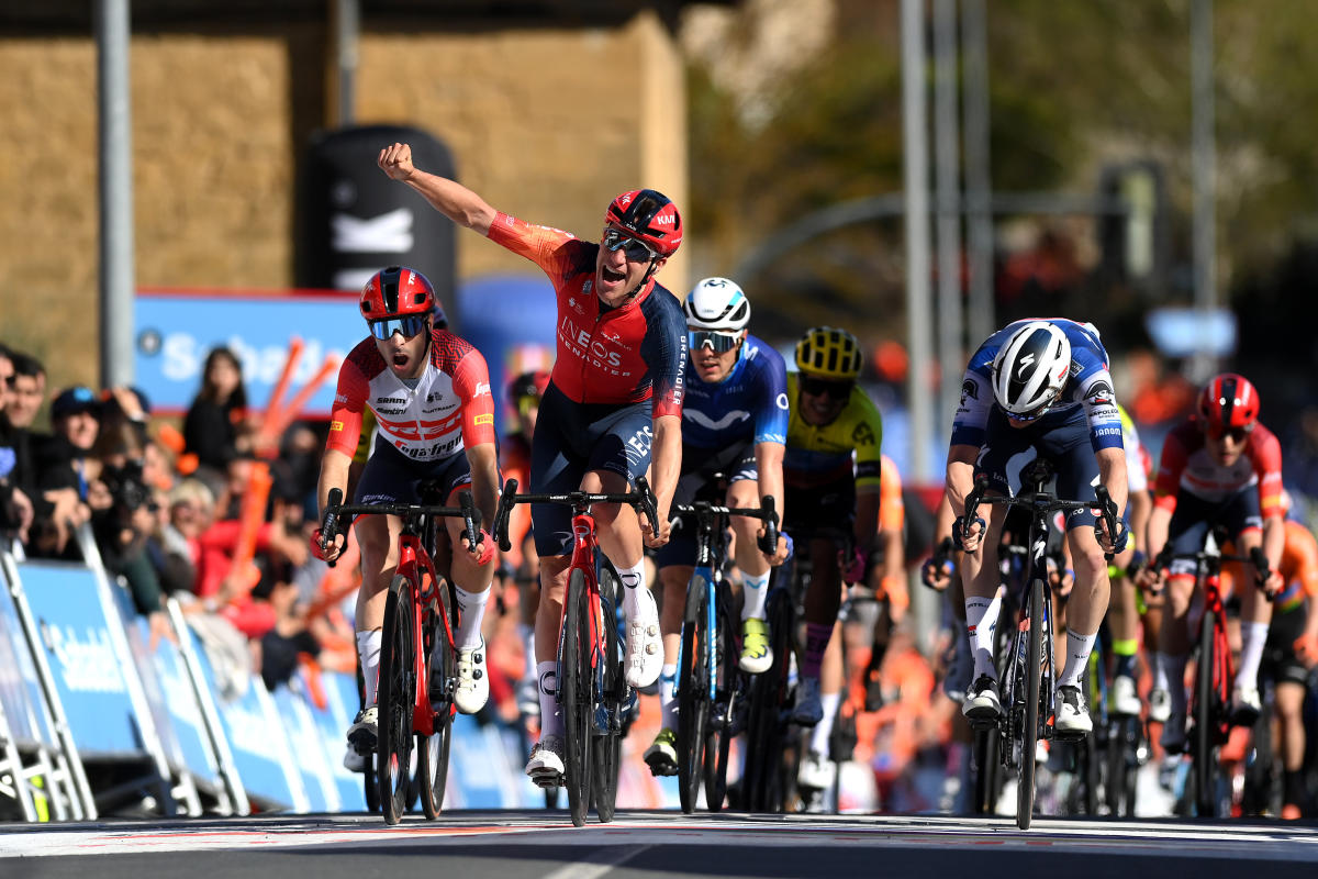 Ethan Hayter ouvre le compte 2023 avec une victoire dans la première étape d’Itzulia Pays Basque