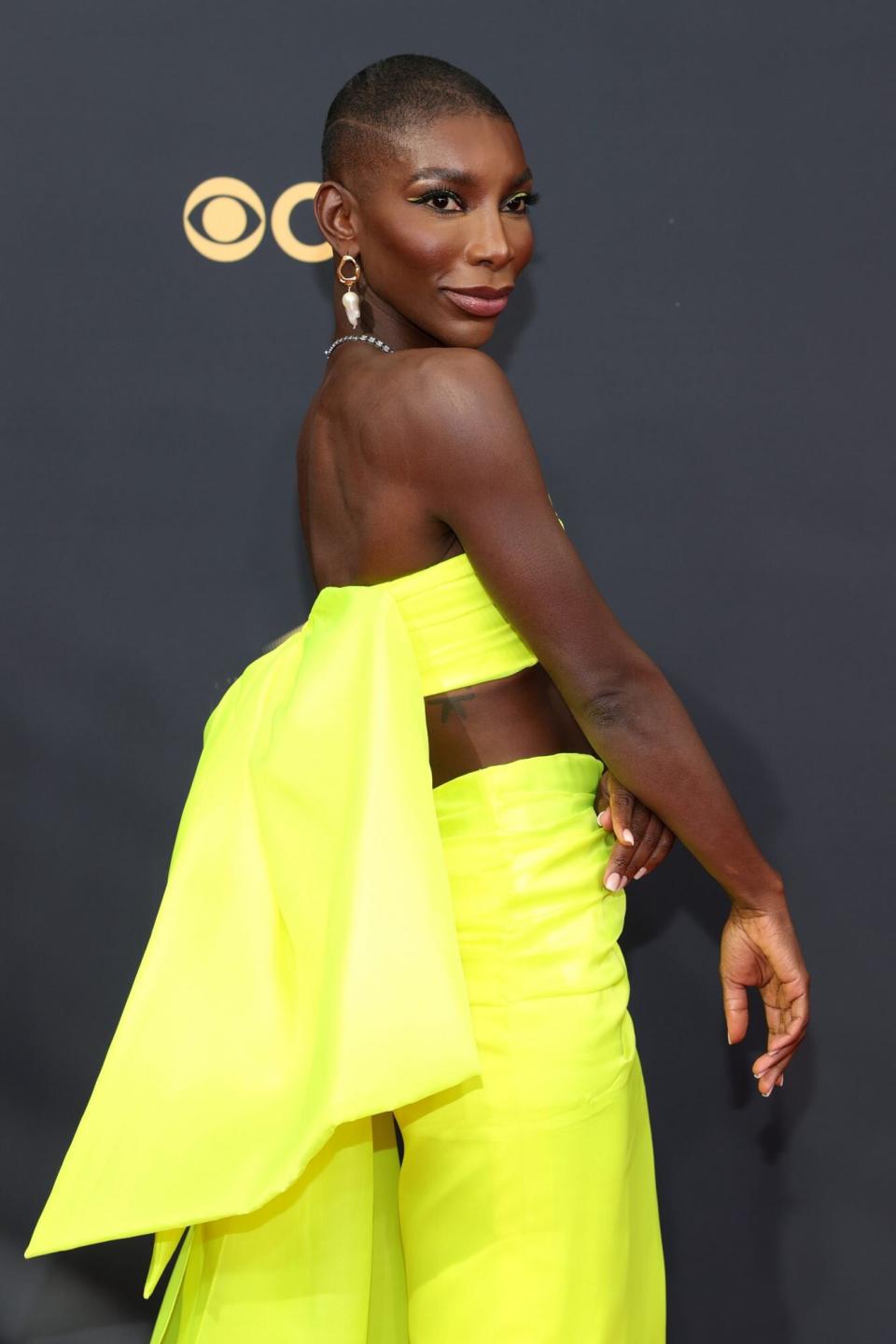 Emmy Neon Trend