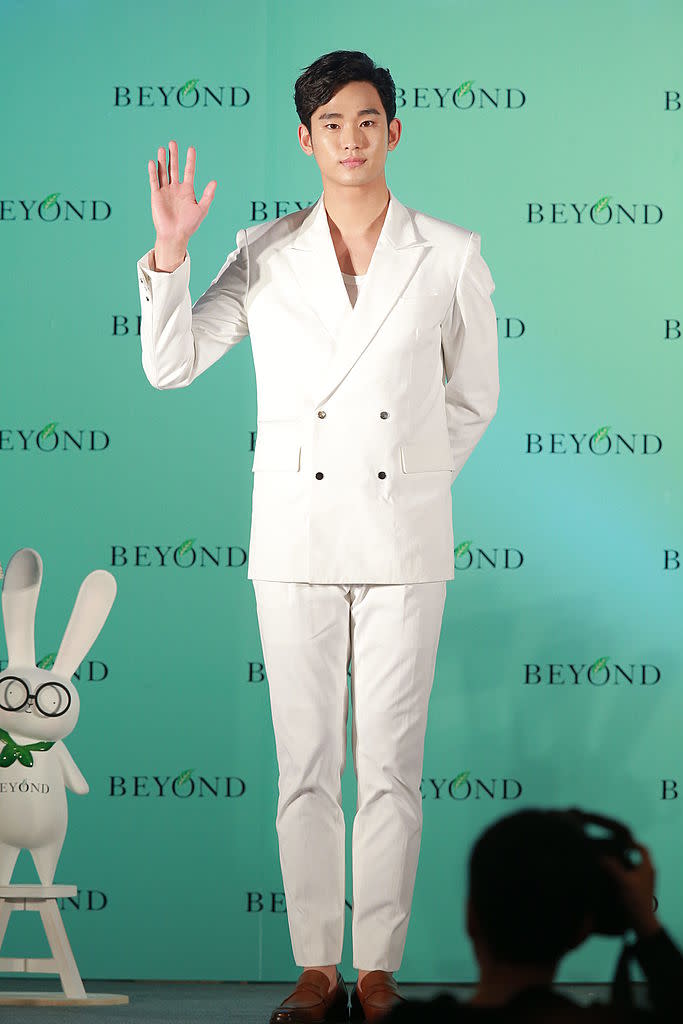 HONG KONG - APRIL 23: (CHINA OUT) South Korean actor Kim Soo-hyun attends the Beyond promotional event at The Mira on April 23, 2014 in Hong Kong, Hong Kong. (Photo by Visual China Group via Getty Images/Visual China Group via Getty Images)