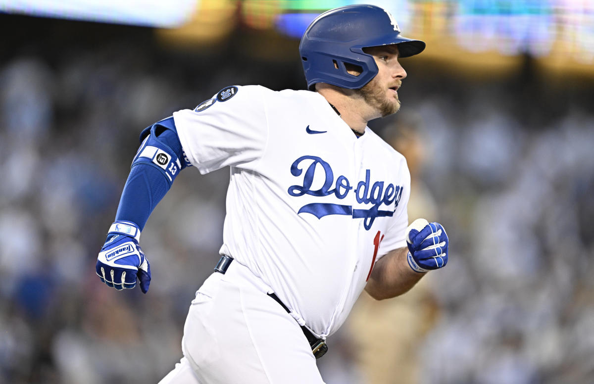 Yahoo Fantasy Sports on X: Printable #FantasyBaseball rankings: Lean on  our positional cheat sheet to dominate your draft    / X