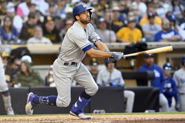 Dodgers hope that Chris Taylor, known for streaky hitting, is starting to  find groove